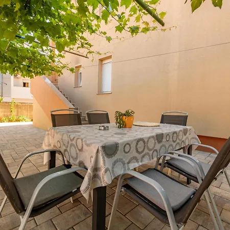 Nera Apartament